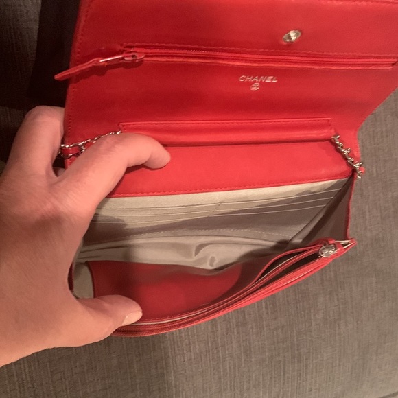 Chanel WOC - Picture 4 of 5